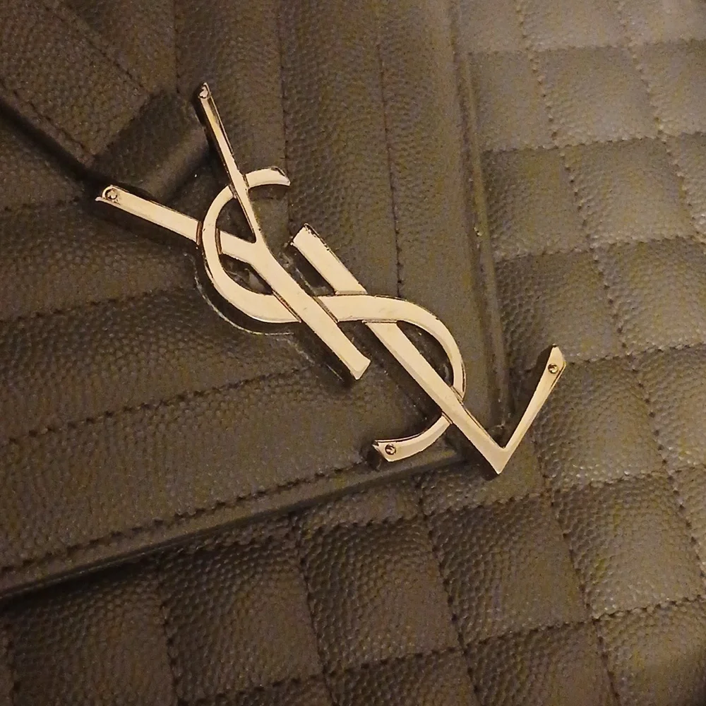 Ysl - Picture 4 of 8